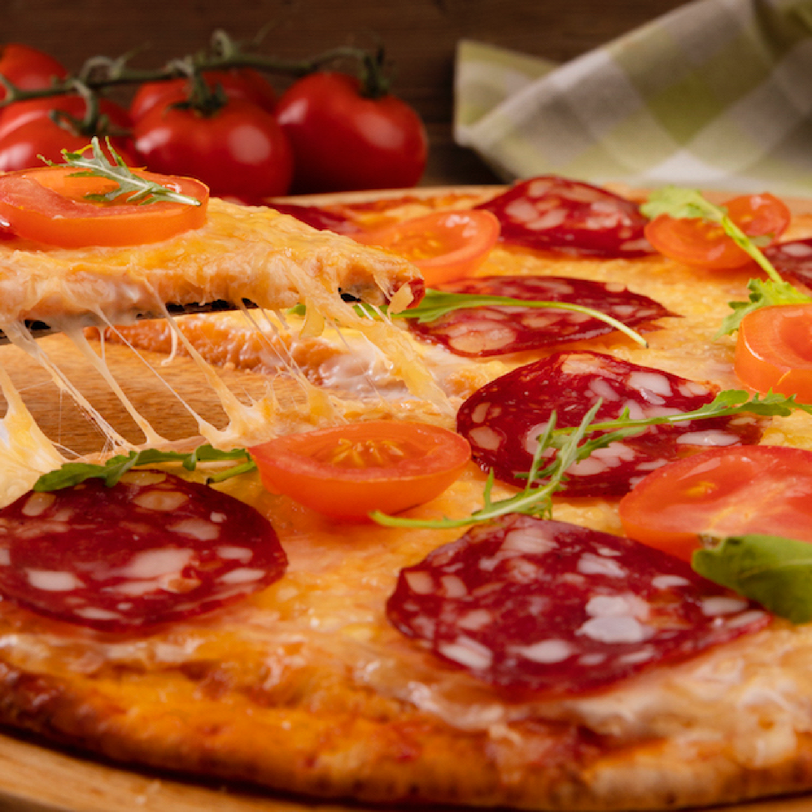 close-up-on-melted-cheese-on-pizza close-up-on-melted-cheese-on-pizza